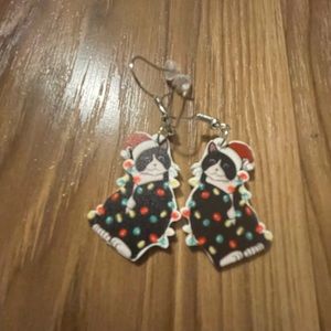 VERY CUTE MINI TUXEDO CAT CHRISTMAS EARRINGS 😻♥️♥️